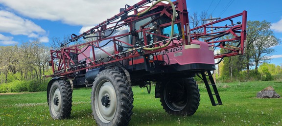 2001 Case IH SPX4260 Sprayer/High Clearance
