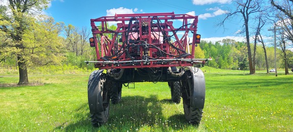 2001 Case IH SPX4260 Sprayer/High Clearance