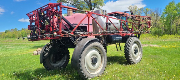 2001 Case IH SPX4260 Sprayer/High Clearance