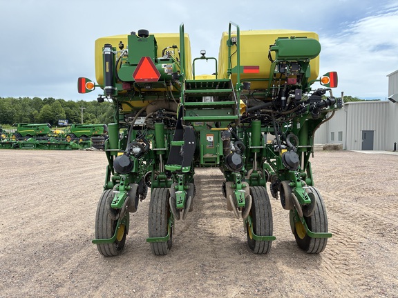 2021 John Deere 1775NT Planter