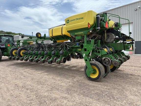 2021 John Deere 1775NT Planter