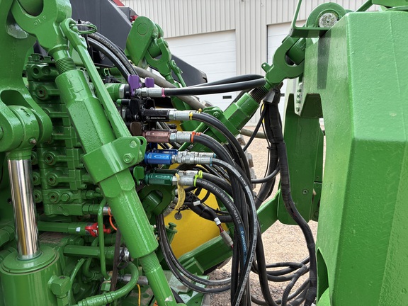 2013 John Deere 1770NT CCS Planter