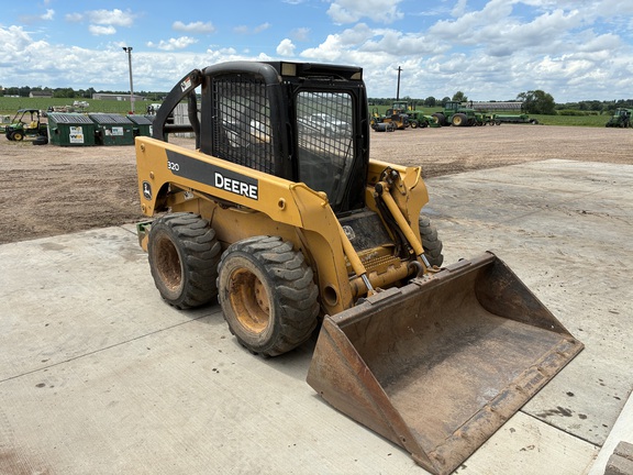 2005 John Deere 320 Skid Steer Loader