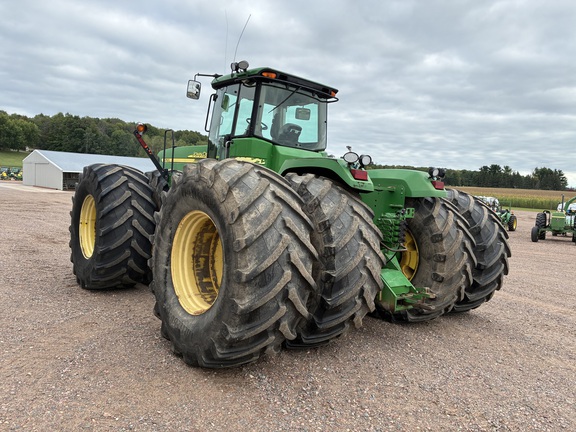 2006 John Deere 9520 Tractor 4WD