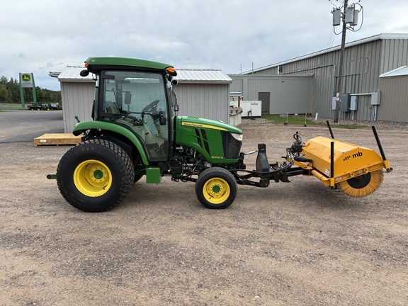 2016 John Deere 4066R Tractor Compact