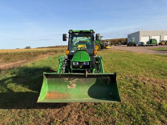2021 John Deere 2025R Tractor Compact