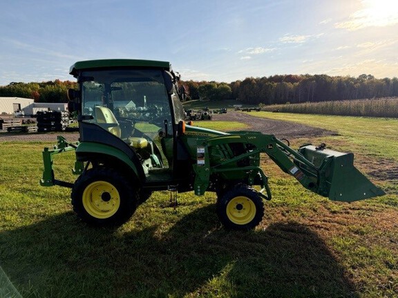 2021 John Deere 2025R Tractor Compact