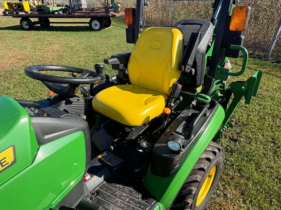 2018 John Deere 1025R Tractor Compact