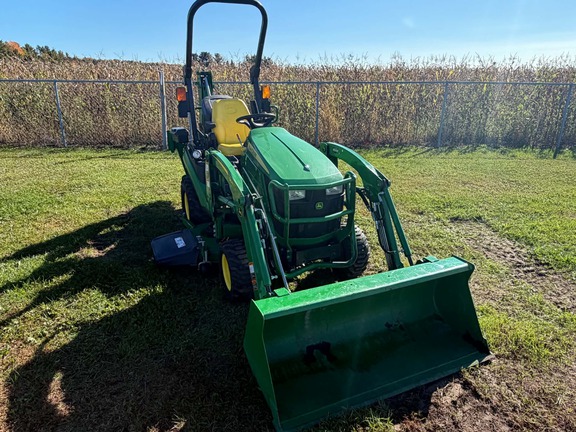 2018 John Deere 1025R Tractor Compact