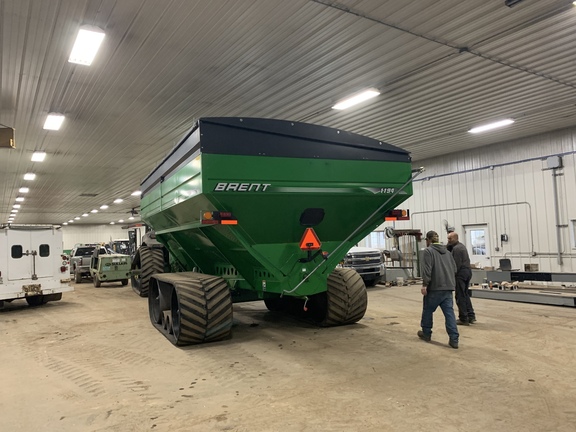 Brent 1194 Grain Cart