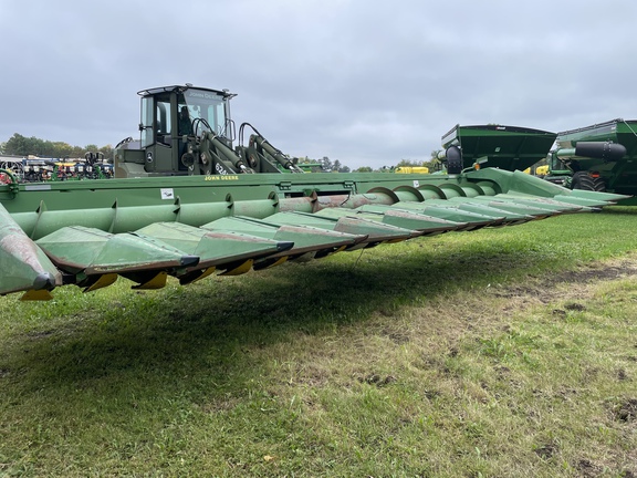 John Deere 1253A Header Corn Head