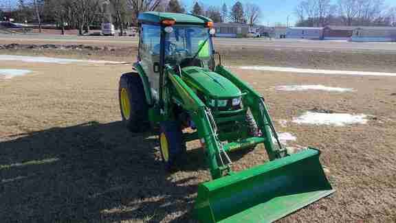 2023 John Deere 4066R Tractor Compact