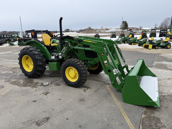 2023 John Deere 5075E Tractor