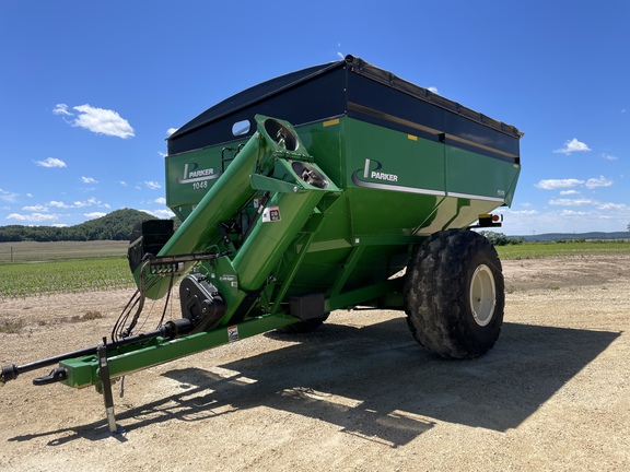 Parker 1048 Grain Cart