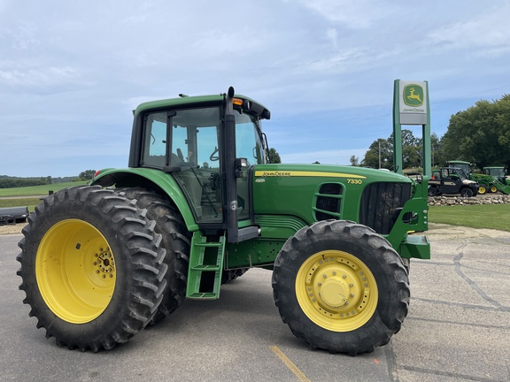 2012 John Deere 7330 Tractor