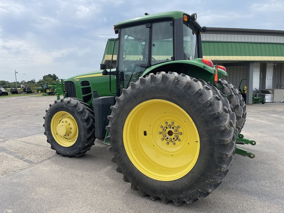 2012 John Deere 7330 Tractor