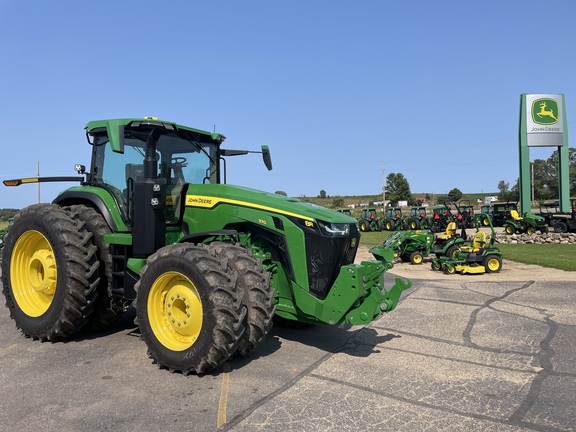 2023 John Deere 8R 370 Tractor