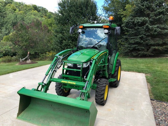 2022 John Deere 3039R Tractor Compact