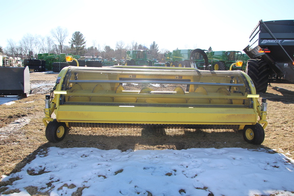 2020 John Deere 649 Header Forage