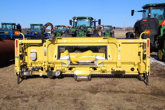 2020 John Deere 649 Header Forage