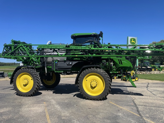 2024 John Deere 410R Sprayer/High Clearance