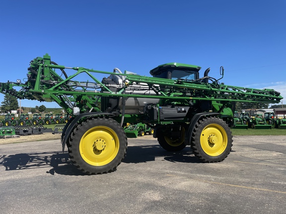 2024 John Deere 410R Sprayer/High Clearance