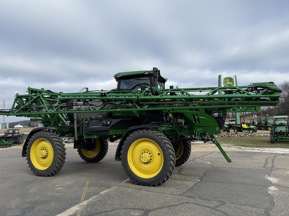 2024 John Deere 410R Sprayer/High Clearance