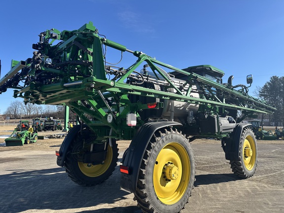 2024 John Deere 410R Sprayer/High Clearance