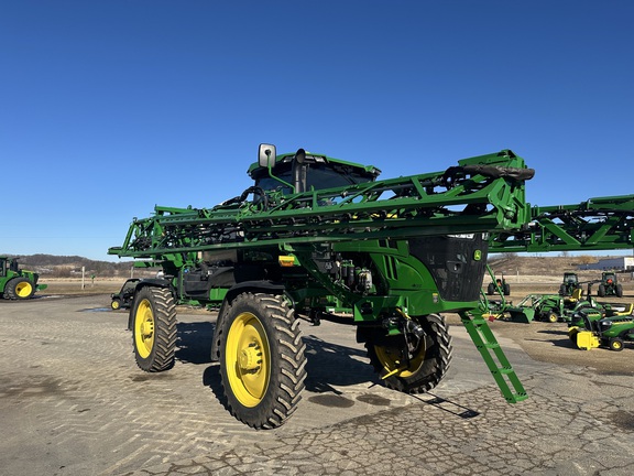 2024 John Deere 410R Sprayer/High Clearance