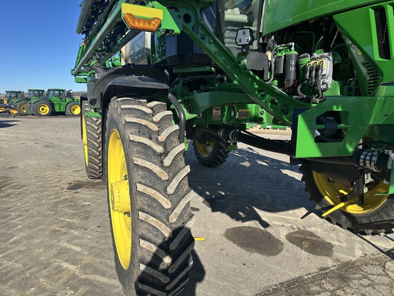 2024 John Deere 410R Sprayer/High Clearance