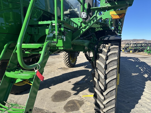 2024 John Deere 410R Sprayer/High Clearance