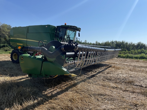 2015 John Deere 635FD Header Combine