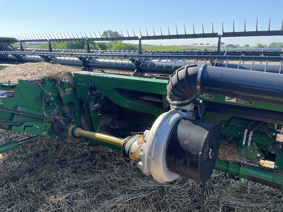 2015 John Deere 635FD Header Combine