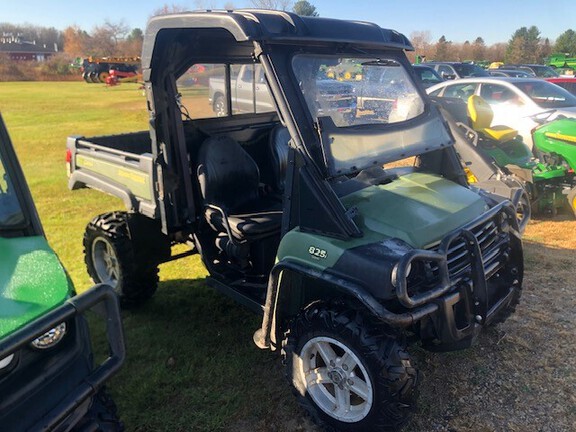 2011 John Deere XUV 825i ATV