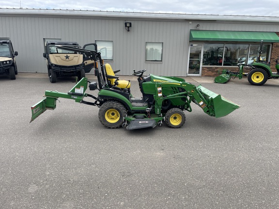 2021 John Deere 1025R Tractor Compact