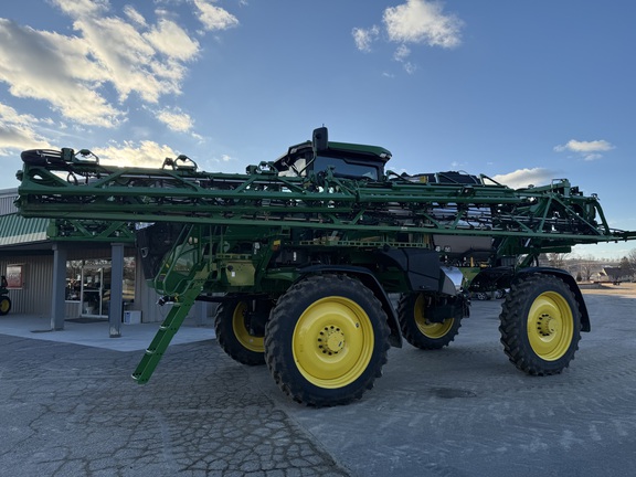 2024 John Deere 412R Sprayer/High Clearance