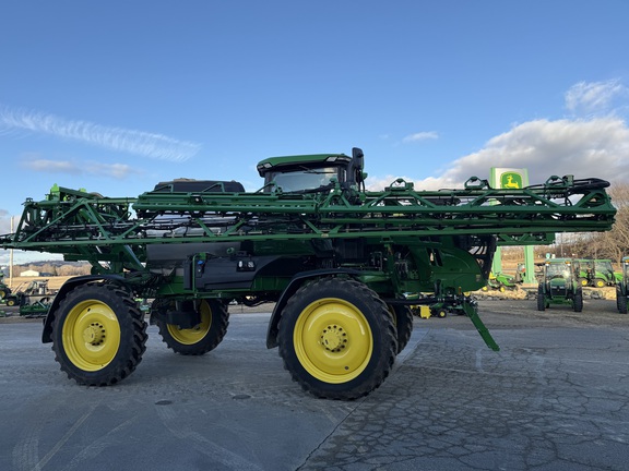 2024 John Deere 412R Sprayer/High Clearance