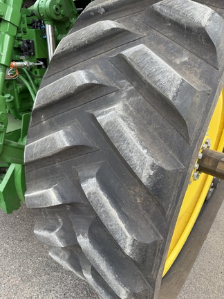 2023 John Deere 8RT 410 Tractor Rubber Track