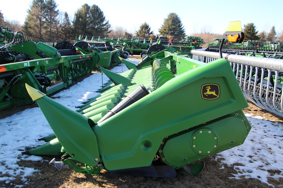 2024 John Deere C18R Header Corn Head