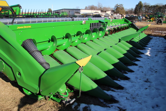 2024 John Deere C18R Header Corn Head