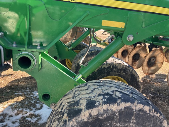 2023 John Deere 2730 Disk Ripper