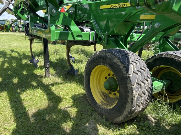 2023 John Deere 2730 Disk Ripper