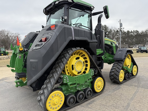 2024 John Deere 8RX 370 Tractor Rubber Track