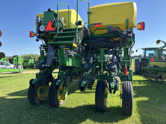 2025 John Deere 1775NT Planter