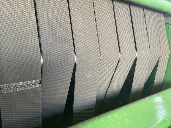 2017 John Deere 569 Baler/Round