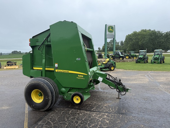 2017 John Deere 569 Baler/Round