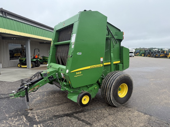 2017 John Deere 569 Baler/Round