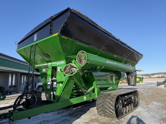 2022 Brent V1300 Grain Cart