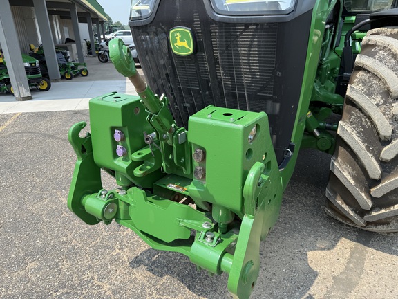 2023 John Deere 8R 370 Tractor