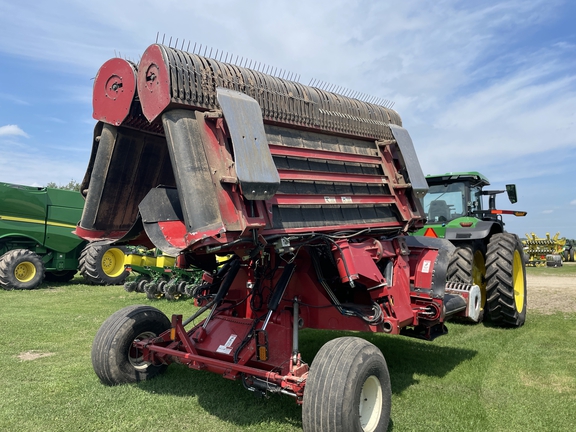 2011 H&S TFM2135 Hay Merger